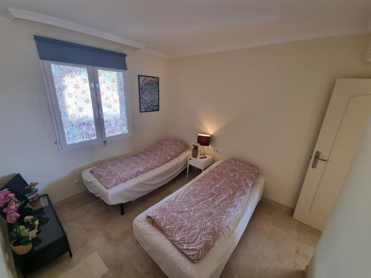 Elegant Apartment With Fantastic Views At The Top Of Calahonda Sitio de Calahonda Exterior foto