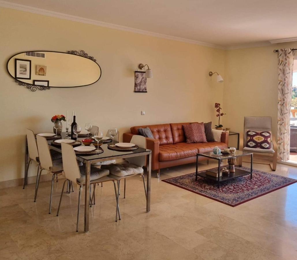Elegant Apartment With Fantastic Views At The Top Of Calahonda Sitio de Calahonda Exterior foto